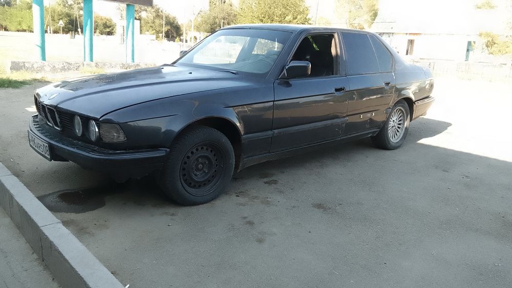 Легендарный БМВ  е32 730і