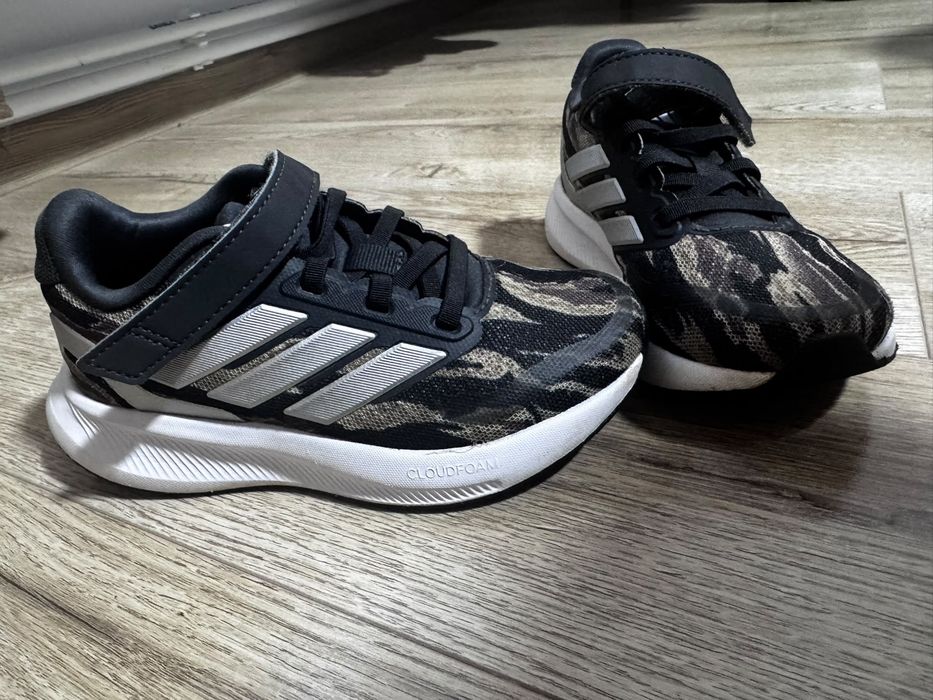 Lot 9 perechi încălțăminte copii – New Balance, Puma, Crocs, BOSS