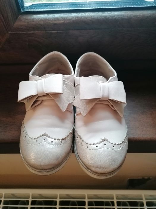 Pantofi eleganti fetite, mărimea 26, piele la interior
