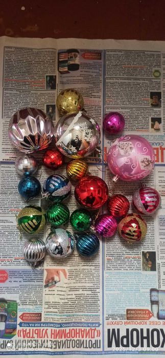 Продам новогодние игрушки .