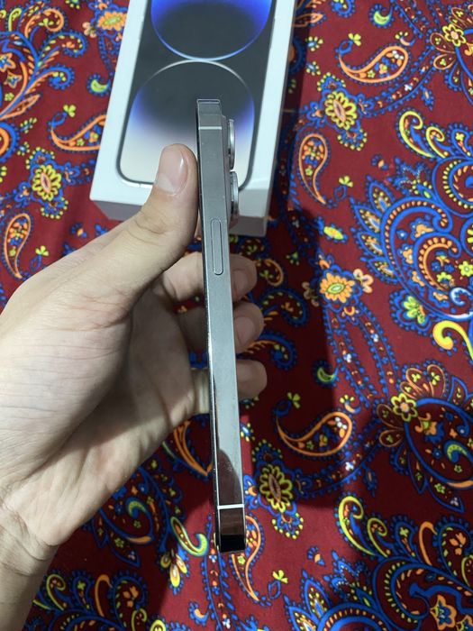 Телефон айфон 14 про