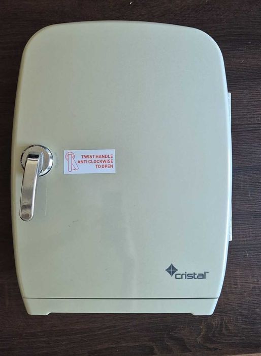 Mini frigider/racitor