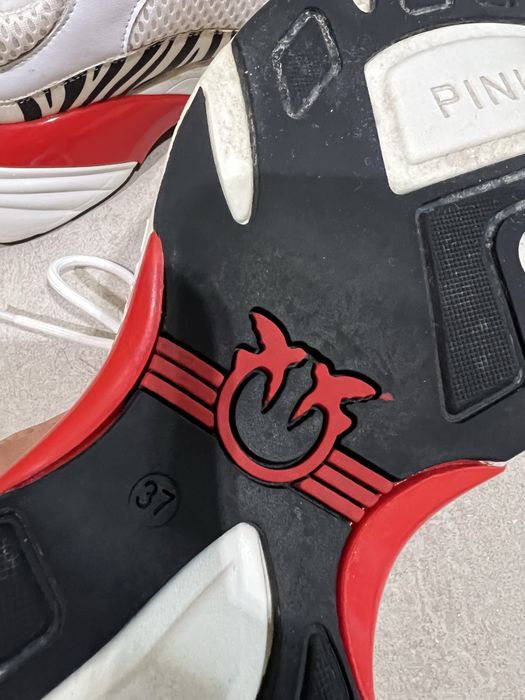 Верни маратонки Pinko