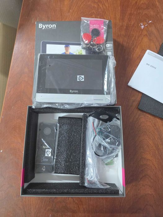 Videointerfon wireless Byron DIC-23312 7'' HD