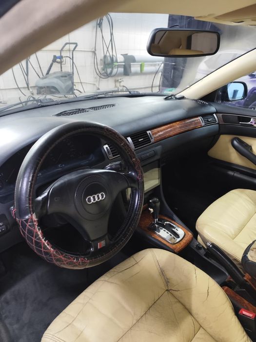 Продам машину ауди а6 автомат