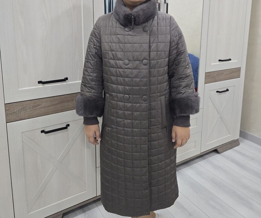 Продам верхнюю одежду