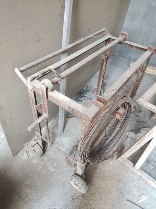 Shlakablok stanok sotiladi