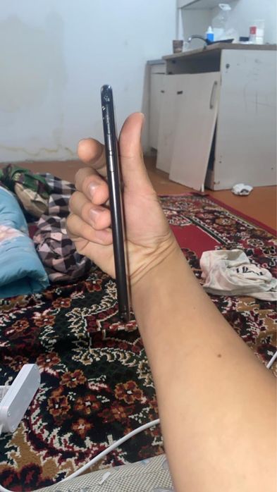 Продам iPhone 7 Plus