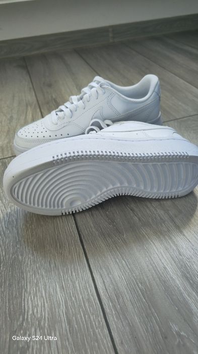 Adidași Nike originali