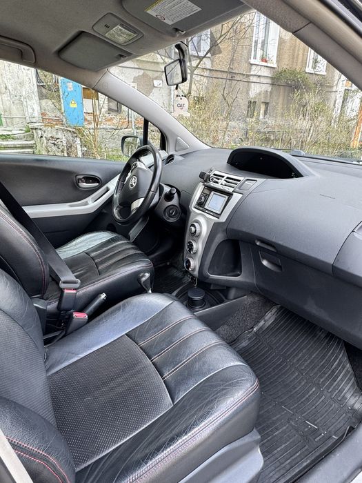 Vand Toyota Yaris  1.3 VVT-I