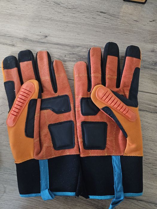 Перчатки противоударные