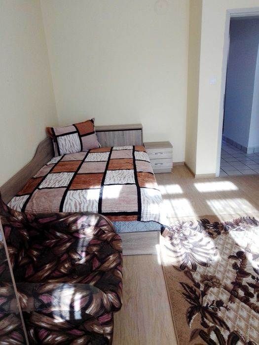 Дава се под наем Тристаен апартамент в Плевен, Дружба 1 - 120 кв.м за 714 € - Снимка #10