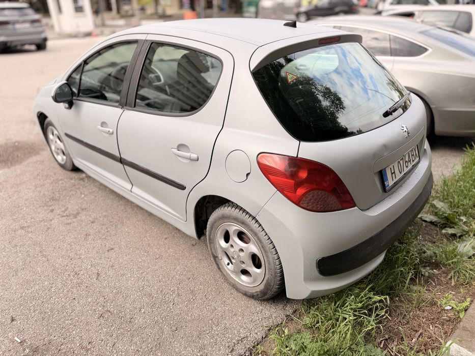 Peugeot 207 2007г. Бензин газ