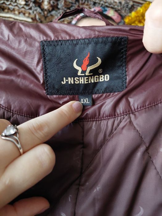 Зимняя теплая куртка 50-52 .