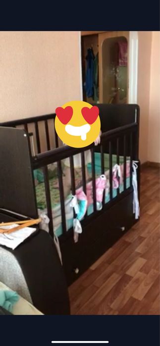 Детская кроватка