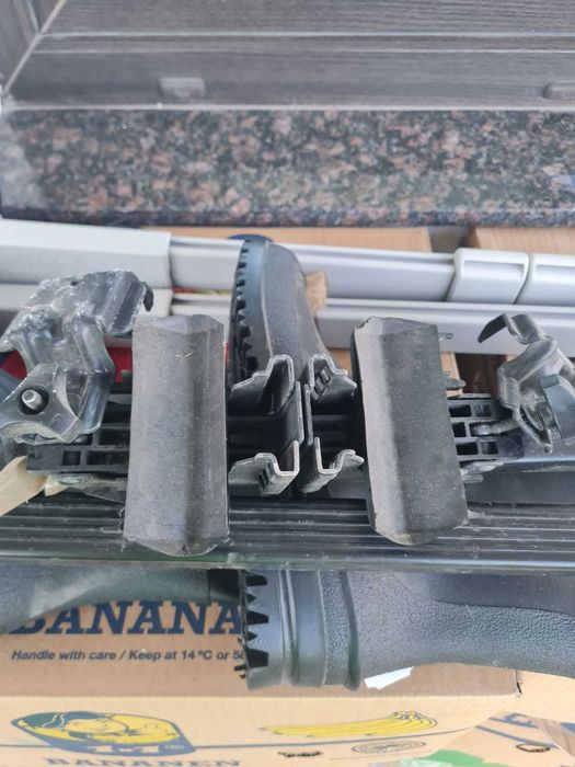 Bare auto transversale Thule oțel