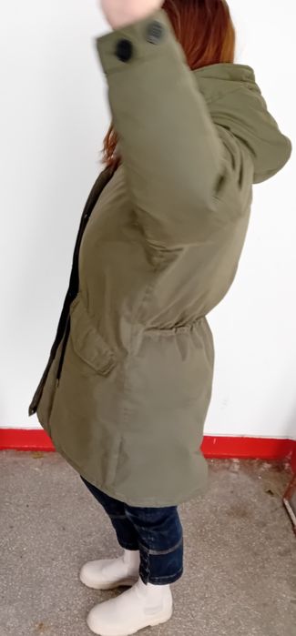 Vând geaca groasa de iarna