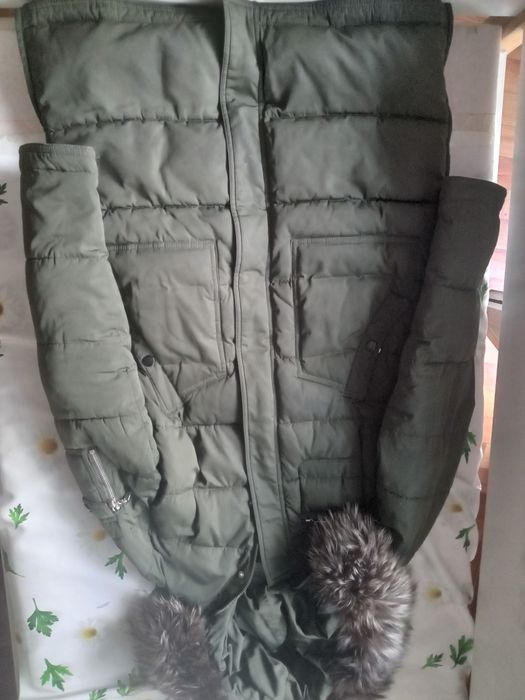 Продам зимнию куртку