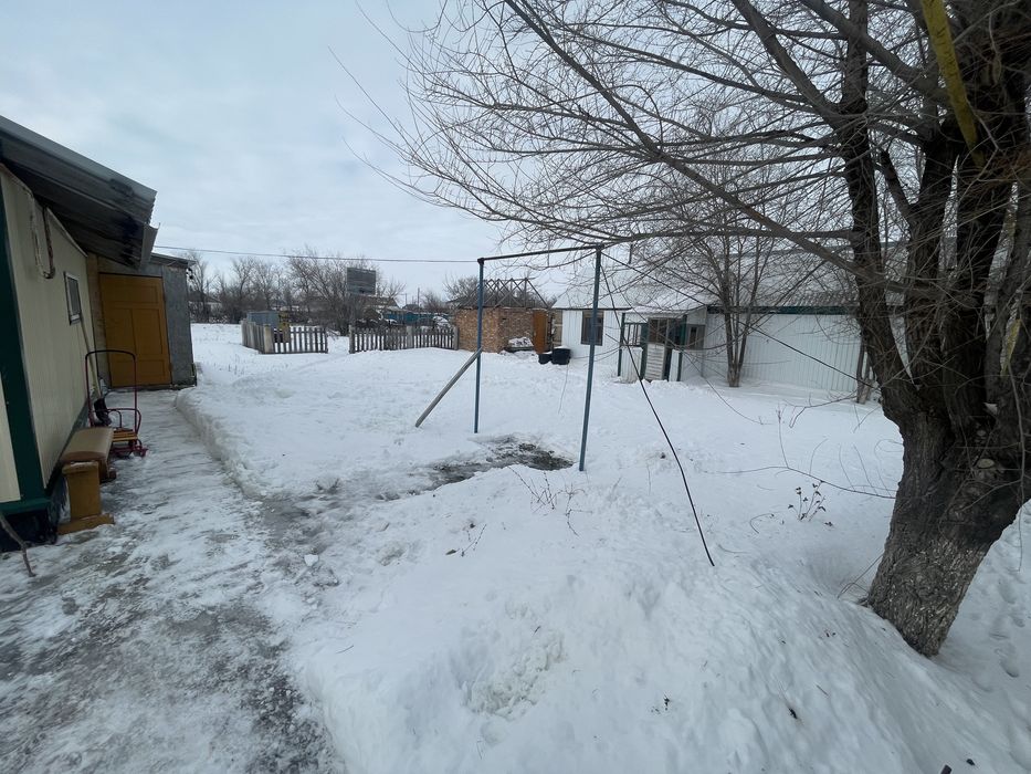 Продам дом в селе пугачево в центре