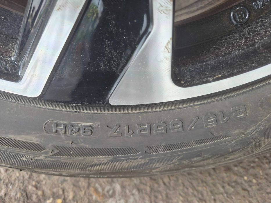 Vand set cauciucuri de iarna, pe jante, cu senzori pentru Toyota Yaris Cross