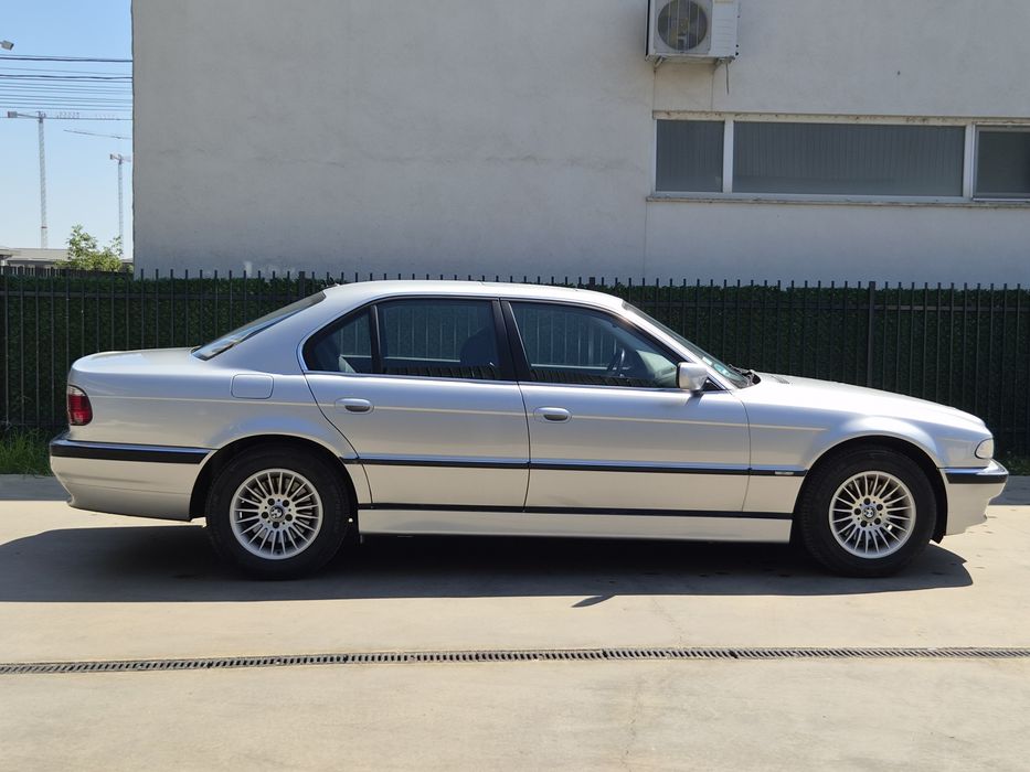 BMW 728i 1999 Facelift