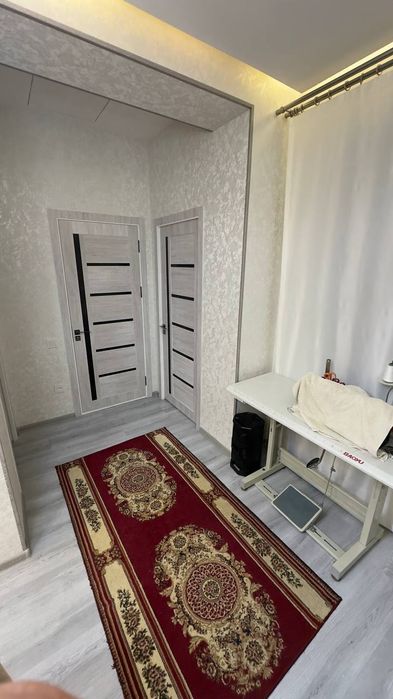 Uy sotiladi katedj 2 qavatli honabod