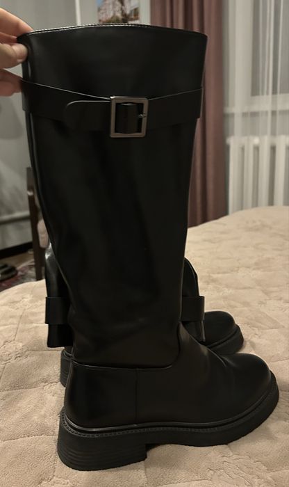 Демисезонные сапоги женские