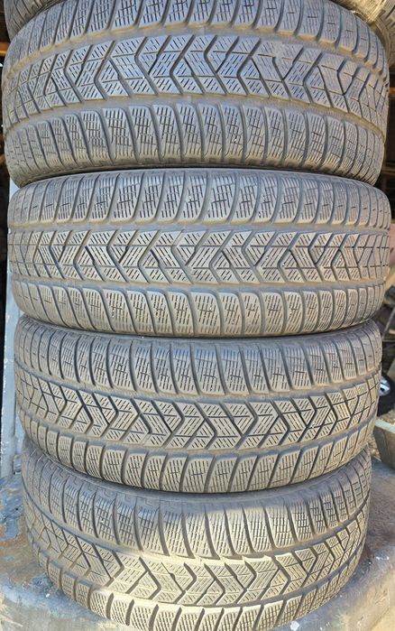 Anvelope 235/55 R20 iarnă Pirelli ca noi