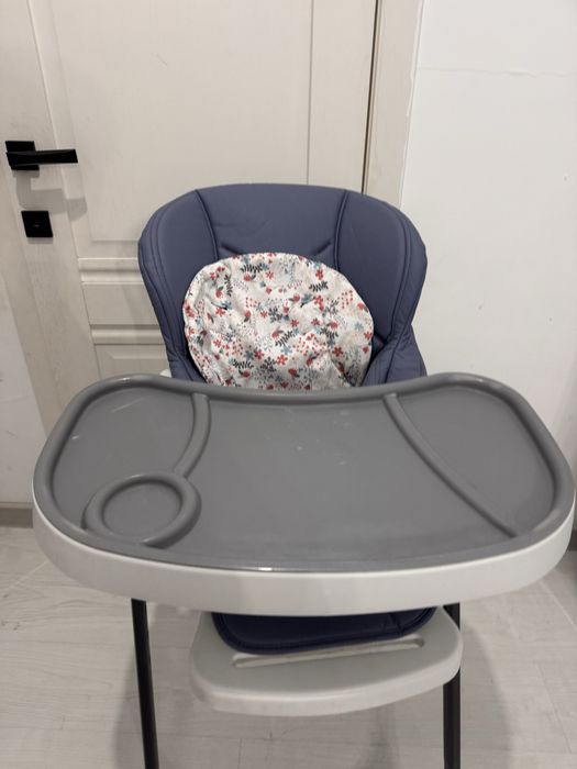 Детский стульчик для кормления