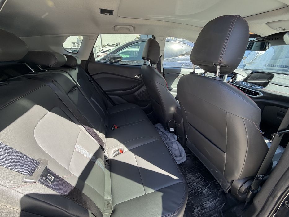 Tracker 2 Red-Line 2024 toza