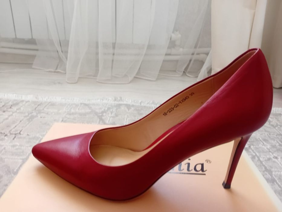 Туфли, ботильоны   .