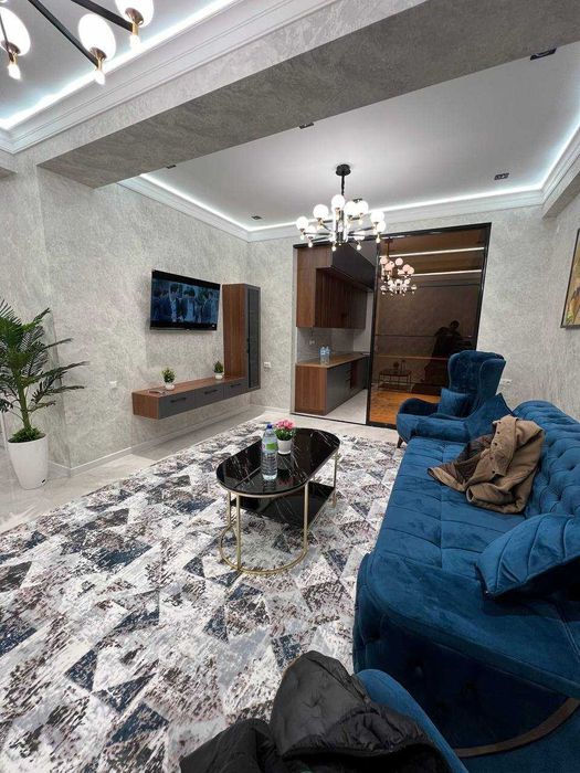 МИНОР метро ЖК Казахстан  3-ком квартира 76м²