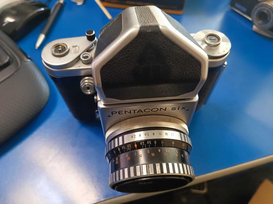 Aparat foto PENTACON SIX defecte multiple