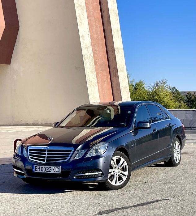 Mercedes-Benz E 350 / КУПЕНА НОВА в  БЪЛГАРИЯ