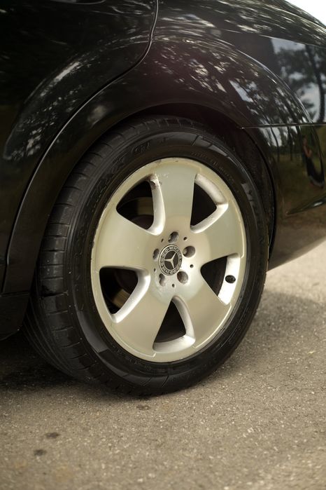 Jante Mercedes 275 45 R18 cu 255 45 R18 oglinda capota far stop usa ac