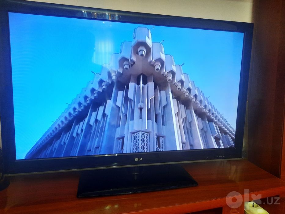 Телевизор LG 42 сатылады