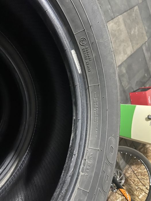 Летние шины 245/55/19 Toyo