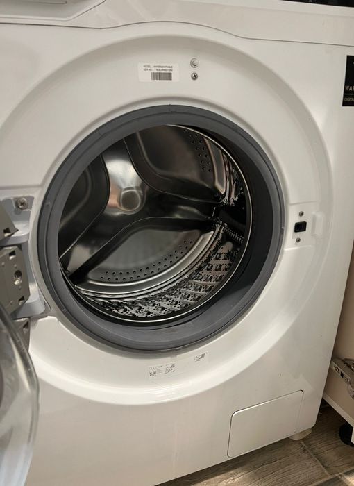 Продам стиральную машину 7 кг