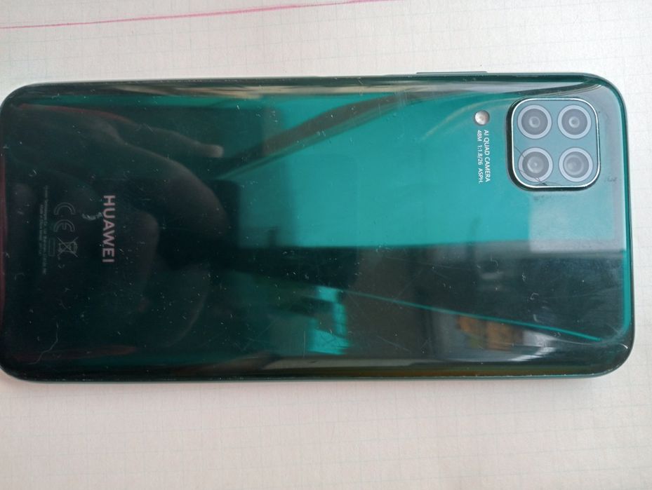 Продам смартфон хуавей