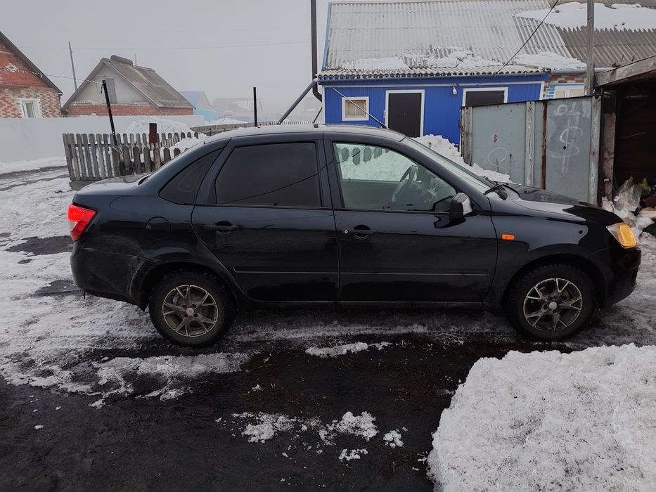 Продам Гранту 2013 год