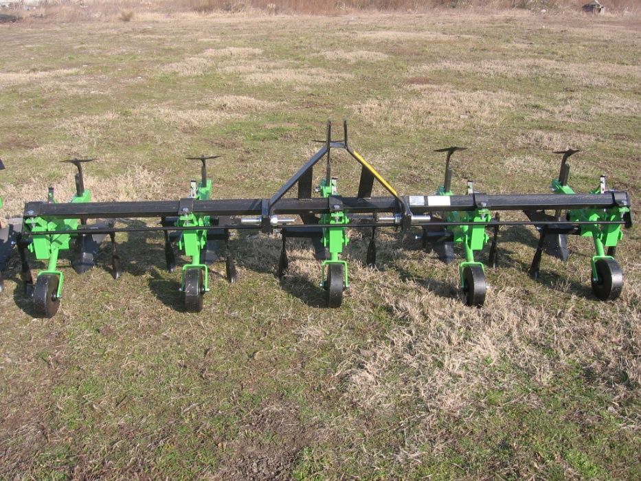 Култиватор окопен навесен с браздилник