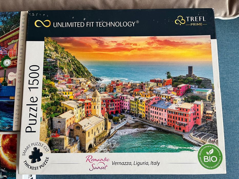 Пазлы три коробки