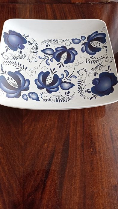 Набор салатников, пластик