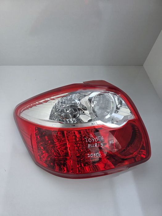 Ляв стоп Toyota Auris E15 010-012г.