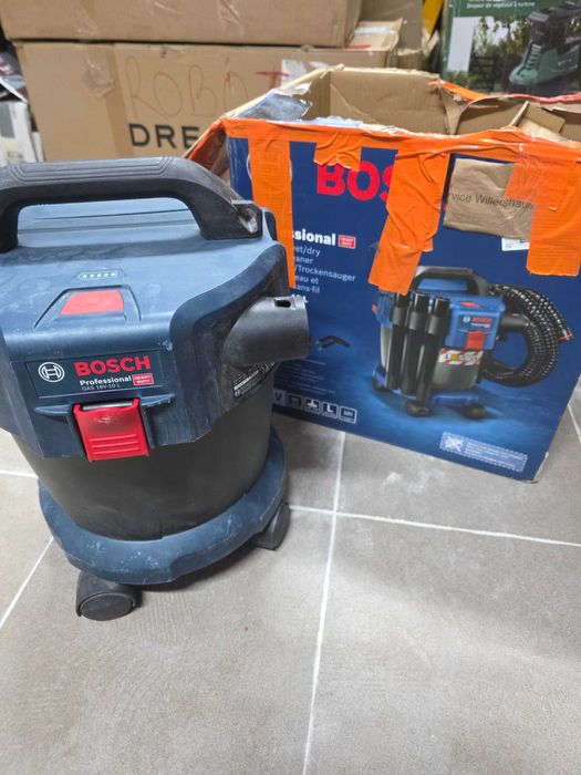 Aspirator cu acumulator Bosch Profesional GAS 18V-10 L