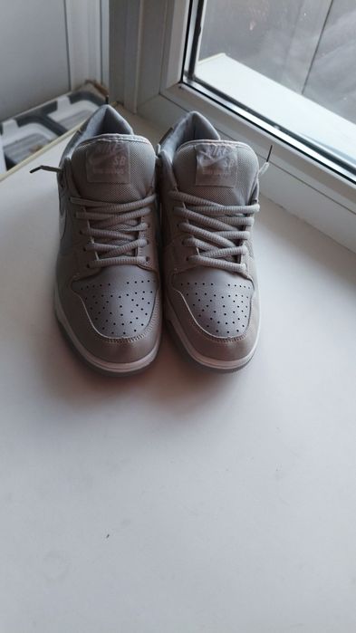 Кросовки nike dunk sb серые