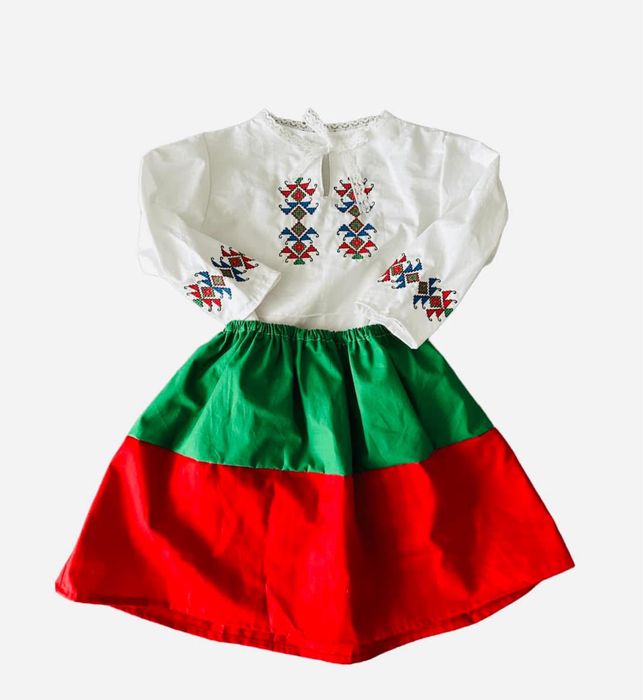 Бебешка рокля с шевица / народна носия за момиче