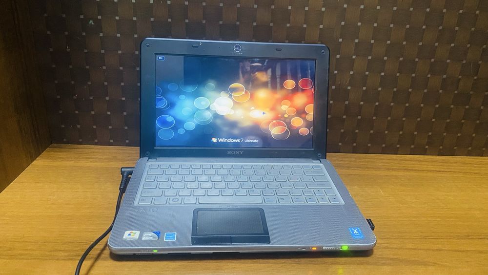 Продам нетбук sony
