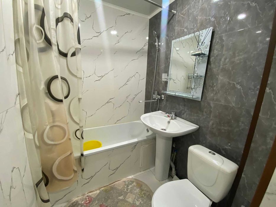 1 уом квартира в самом Центре, Танат Империя