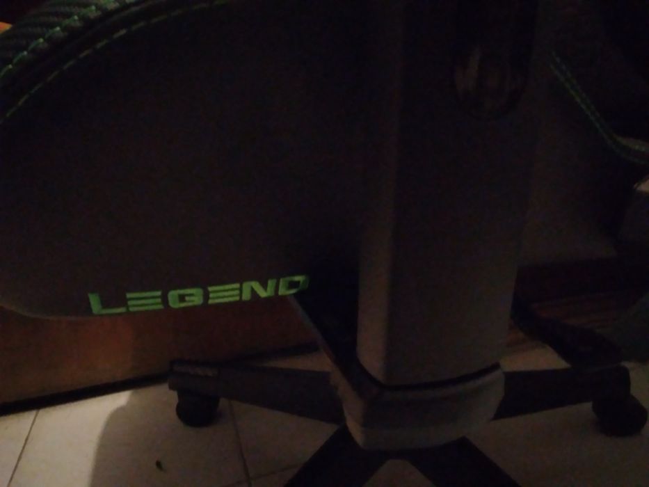 Офис геймърски стол